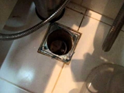 Desentupimento de ralo do banheiro na Anhanguera